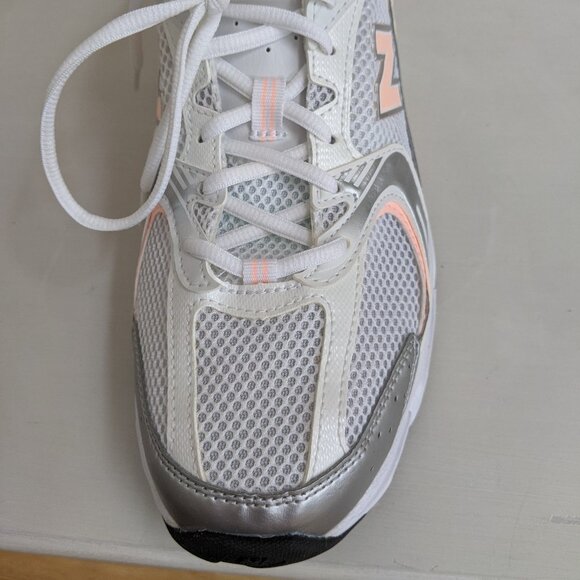 NEW BALANCE MEN'S NEW NEVER WORN SIZE 10.5 PINK/WHITE - Picture 2 of 10